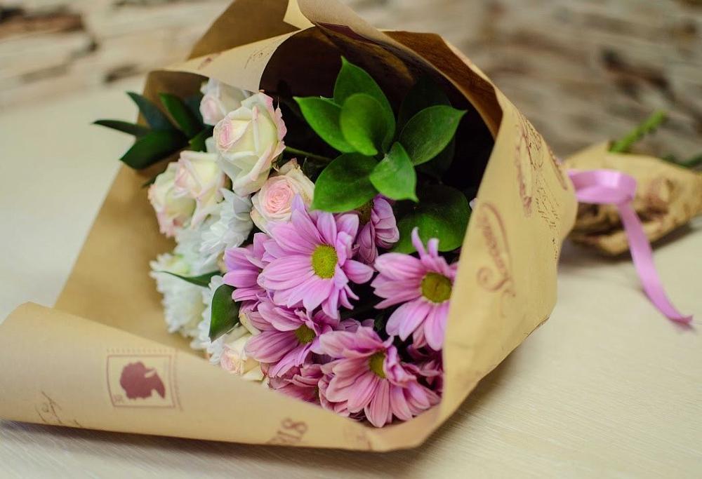 Букет цветов из: Розы и Хризантемы в Ухолово