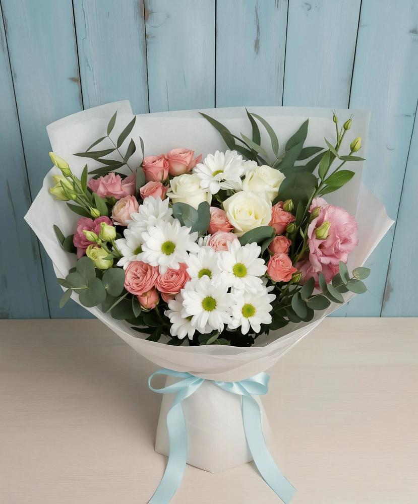 Букет цветов из: Розы, Лизиантусы и Хризантемы в Ухолово