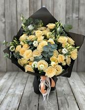 Букет цветов из:  Розы и Лизиантусы #REPLACE_PRED# Ухолово