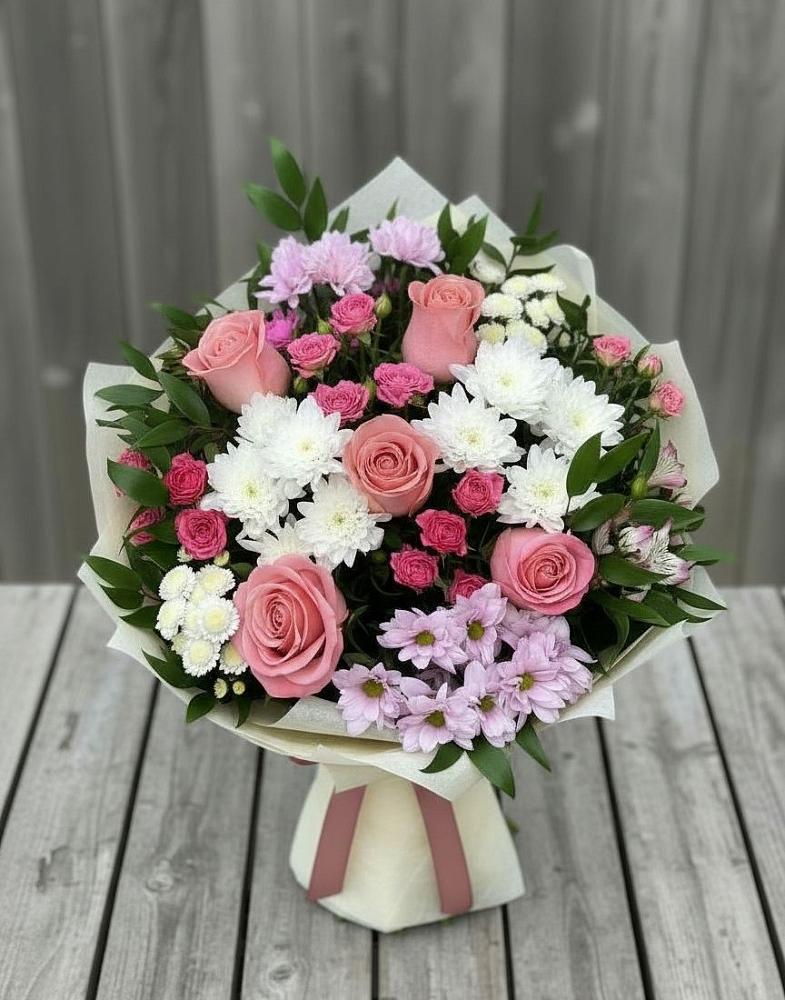 Букет цветов из: Альстромерии, Гвоздики, Розы и Хризантемы в Ухолово