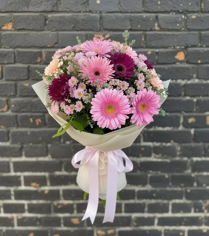Букет цветов из: Герберы и Хризантемы в Ухолово