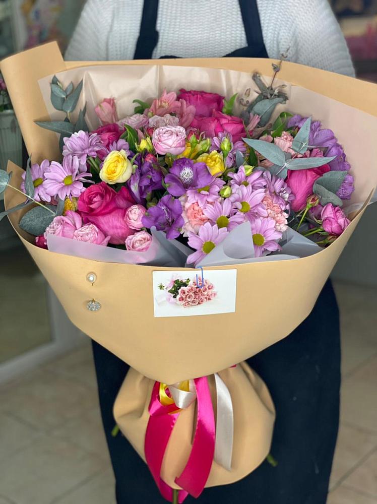 Букет цветов из: Хризантемы, Гвоздики и Альстромерии в Ухолово