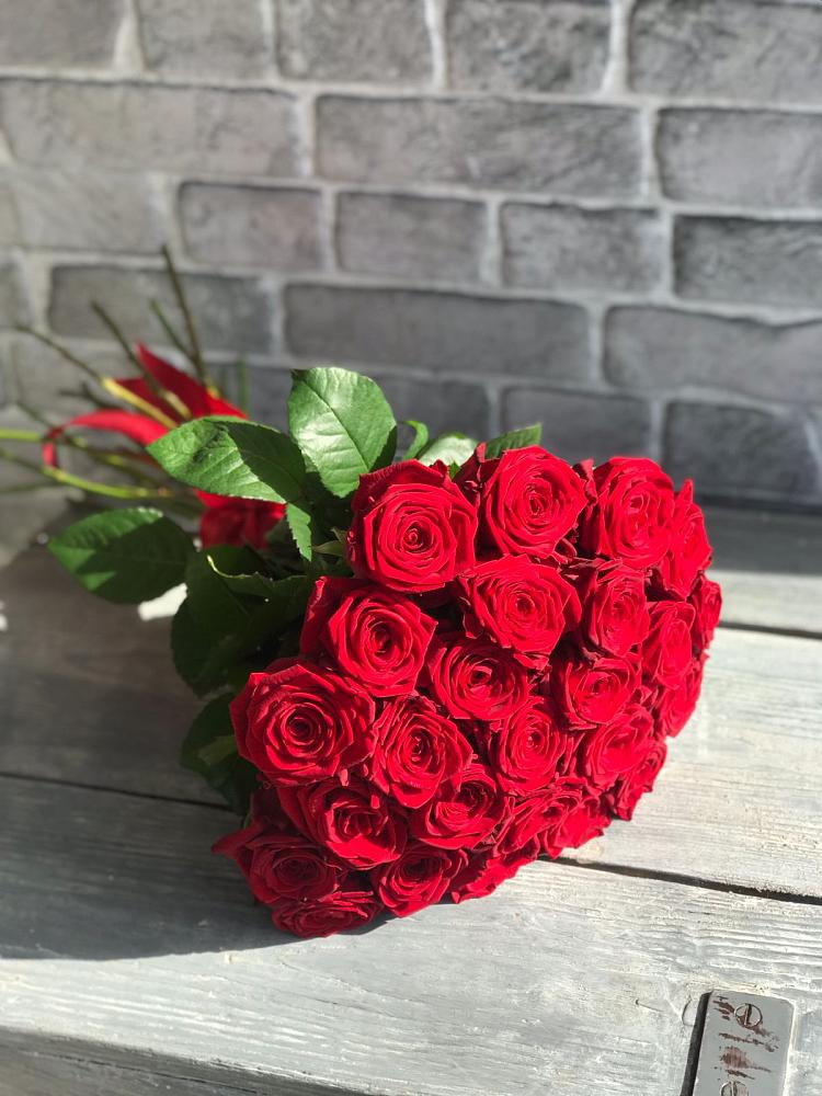 Букет Красные розы Фридом в Ухолово