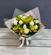 Букет цветов из:  Орхидеи и Розы в Ухолово