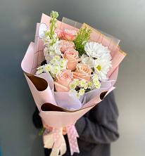 Букет цветов из:  Хризантемы и Розы в Ухолово