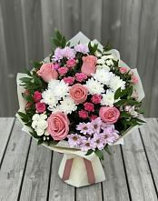 Букет цветов из:  Альстромерии, Гвоздики, Розы и Хризантемы в Ухолово
