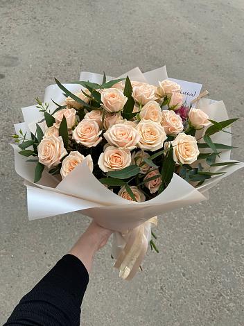 Букет Кремовые розы Латте в Ухолово