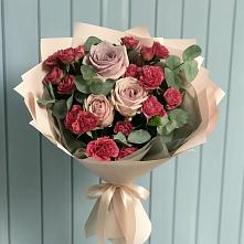 Букет цветов из:  Гвоздики и Розы в Ухолово