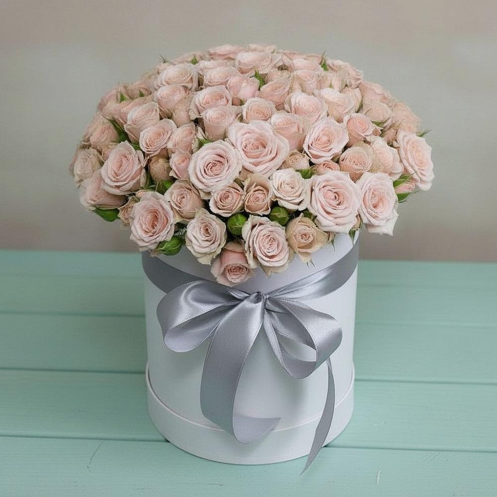 Цветочная композиция из Розы в шляпной коробке в Ухолово